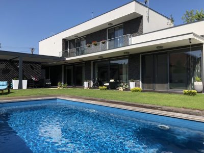Slowakei-Einfamilienhaus-Pool